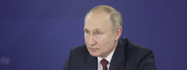 Путин поручил совершенствовать применение правовых режимов в сфере цифровых инноваций