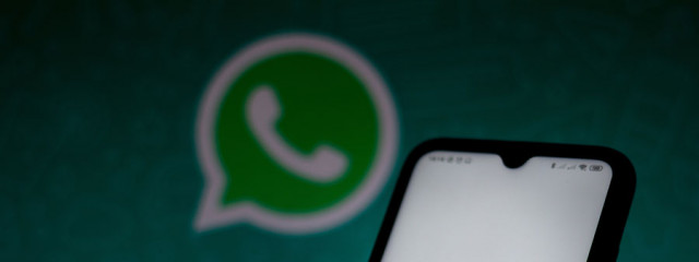 Россиян предостерегли от загрузки неофициальных версий WhatsApp