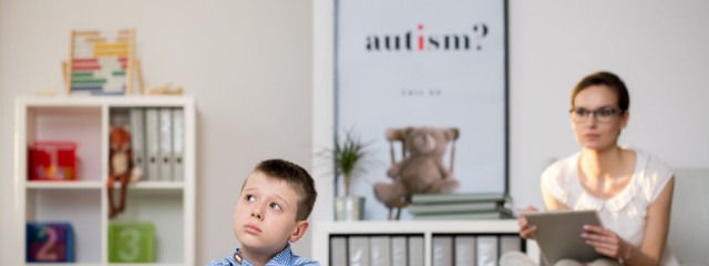 Детский аутизм — симптомы, причины, терапия аутистических расстройств